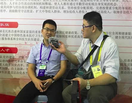 艾歐特科技董事長(cháng)林和瑞接受海峽之聲記者采訪(fǎng)