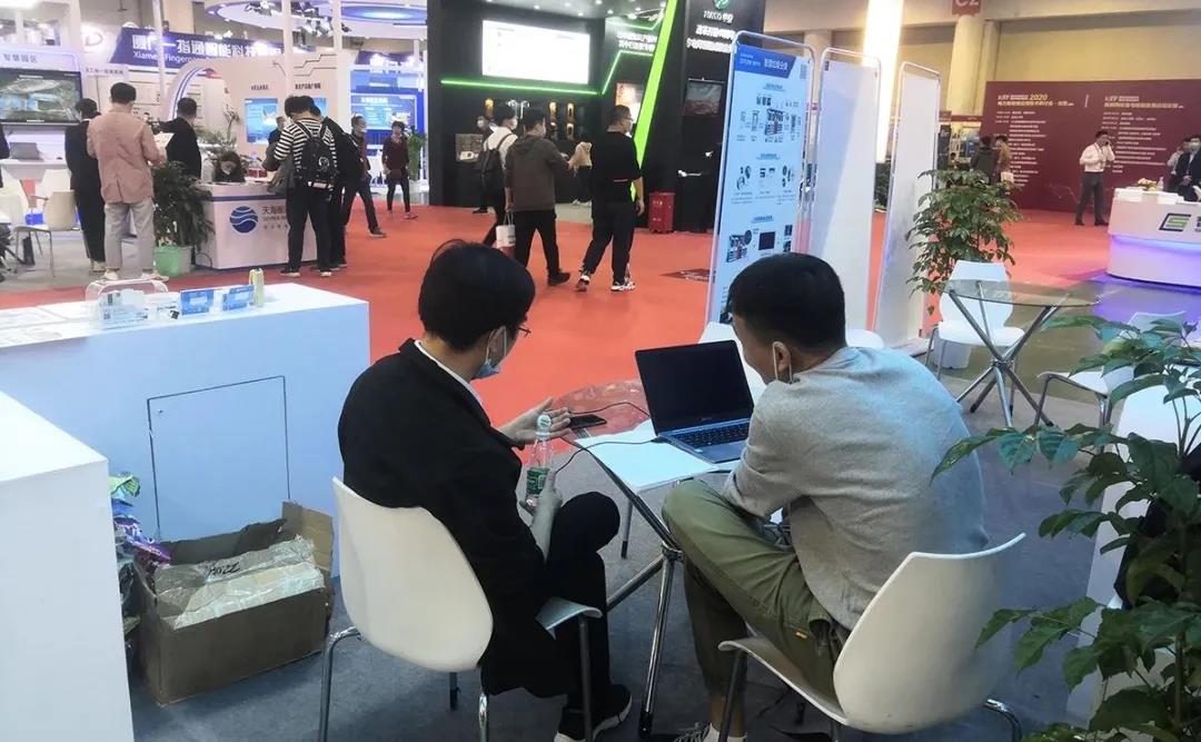 艾歐特展會(huì )現場(chǎng)1.jpg 艾歐特展會(huì )現場(chǎng)1.jpg